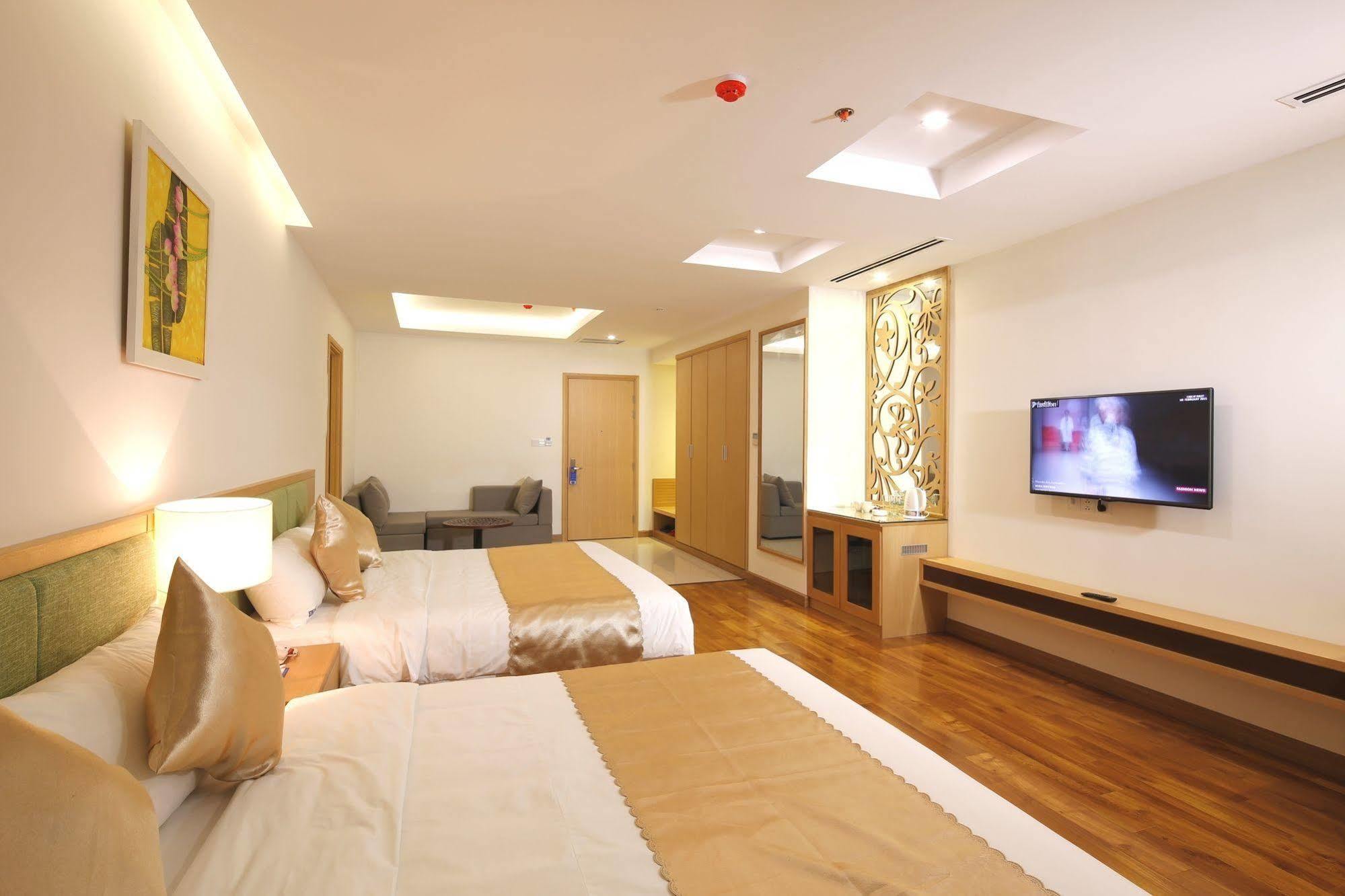 Bavico International Hotel ญาจาง ภายนอก รูปภาพ